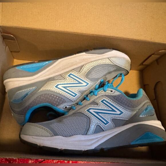 NEW BALANCE 1540v3 Runners in Grey Blue, Eur 36.5 / US Womens 6, New in Box - Picture 5 of 9
